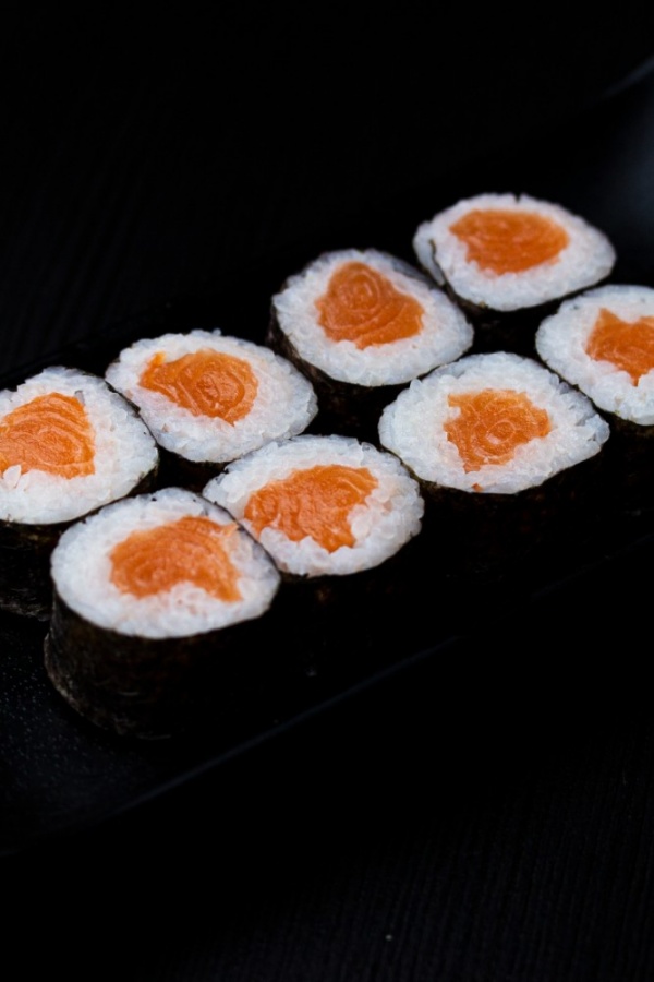 Salmon Hossomaki